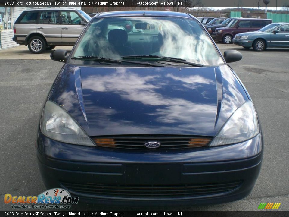 2003 Ford Focus SE Sedan Twilight Blue Metallic / Medium Graphite Photo #7
