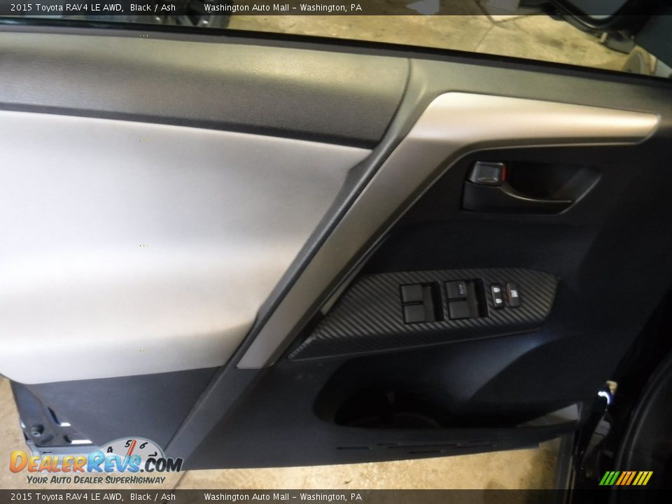 2015 Toyota RAV4 LE AWD Black / Ash Photo #11