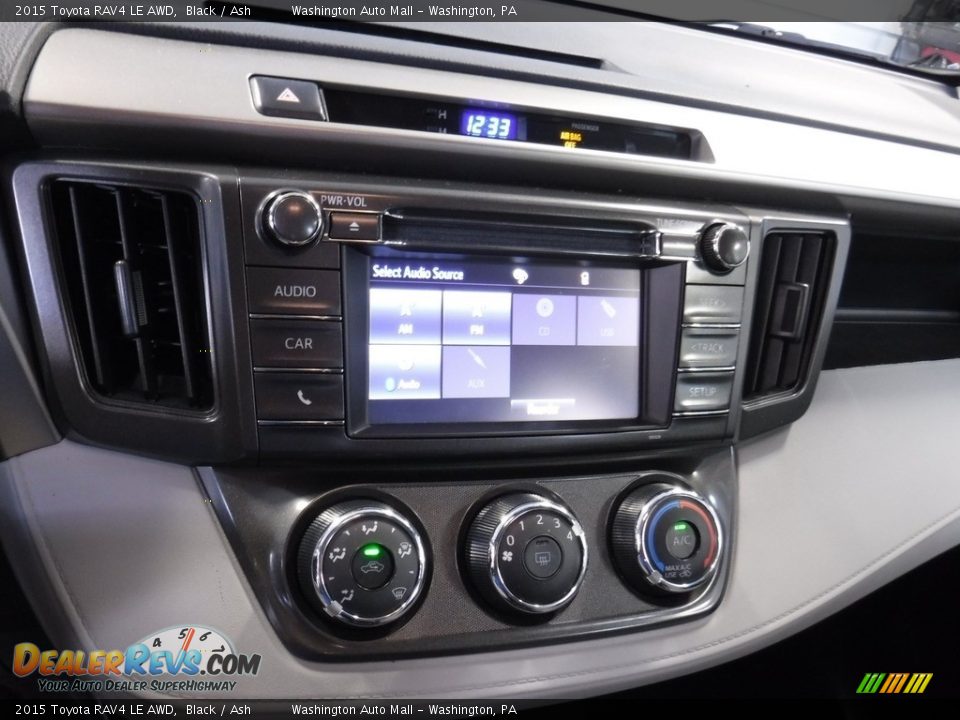 2015 Toyota RAV4 LE AWD Black / Ash Photo #16