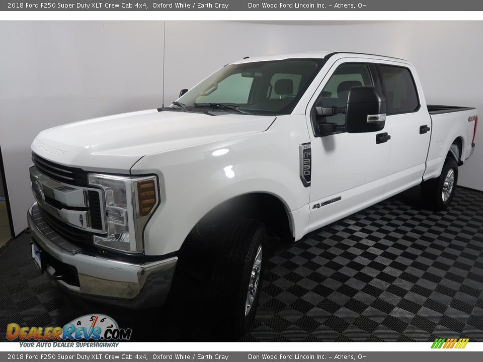 2018 Ford F250 Super Duty XLT Crew Cab 4x4 Oxford White / Earth Gray Photo #6