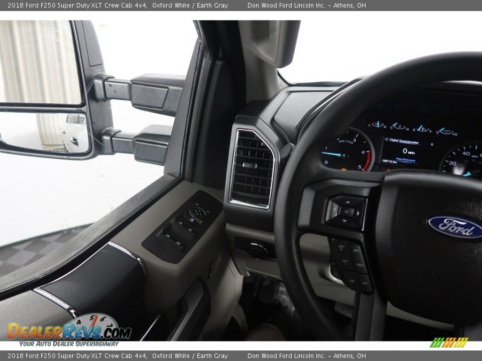 2018 Ford F250 Super Duty XLT Crew Cab 4x4 Oxford White / Earth Gray Photo #16