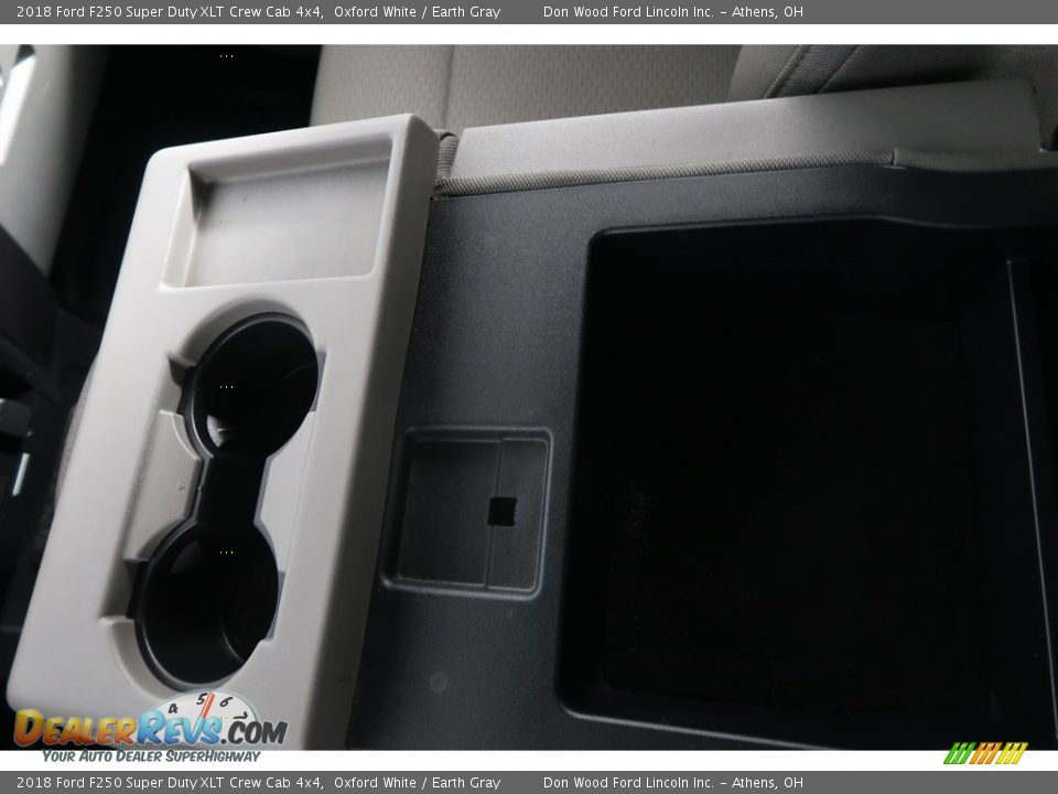 2018 Ford F250 Super Duty XLT Crew Cab 4x4 Oxford White / Earth Gray Photo #22