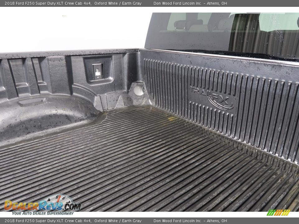 2018 Ford F250 Super Duty XLT Crew Cab 4x4 Oxford White / Earth Gray Photo #31
