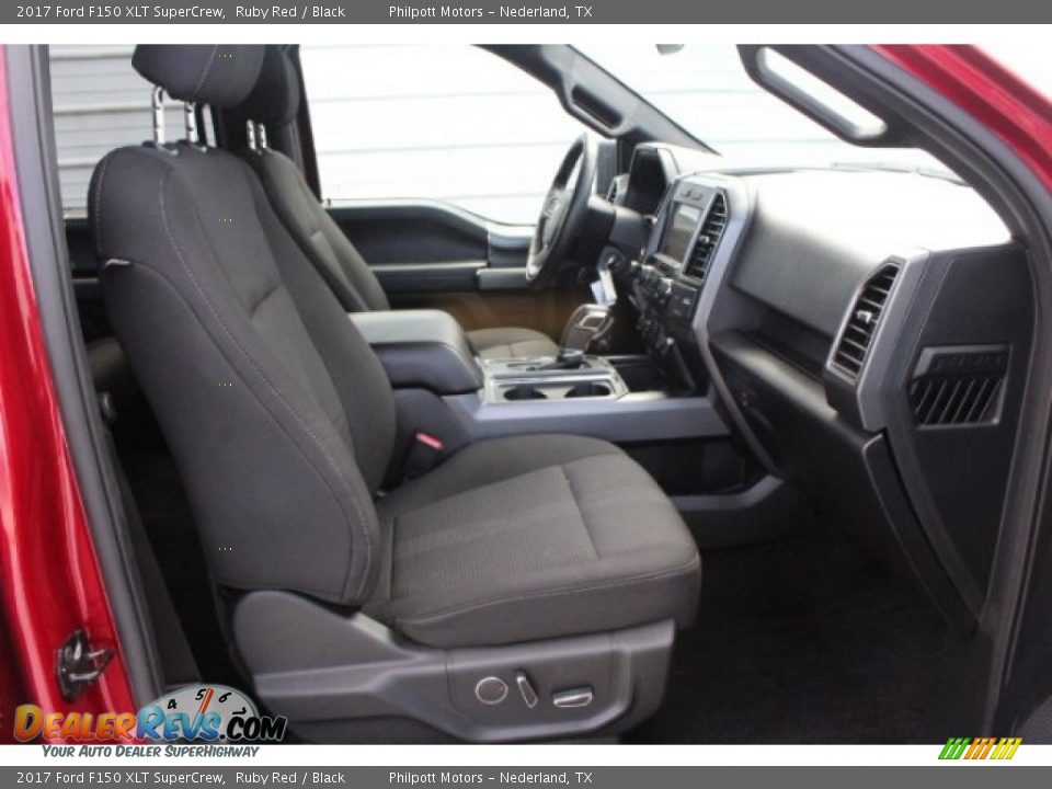 2017 Ford F150 XLT SuperCrew Ruby Red / Black Photo #35