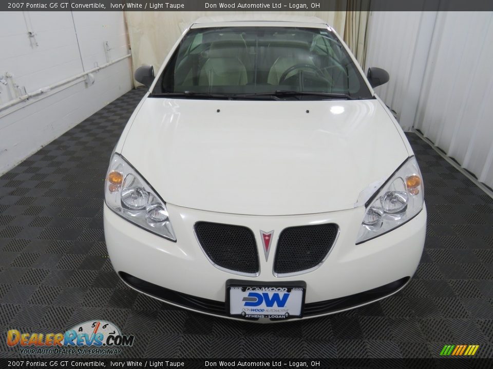 2007 Pontiac G6 GT Convertible Ivory White / Light Taupe Photo #4