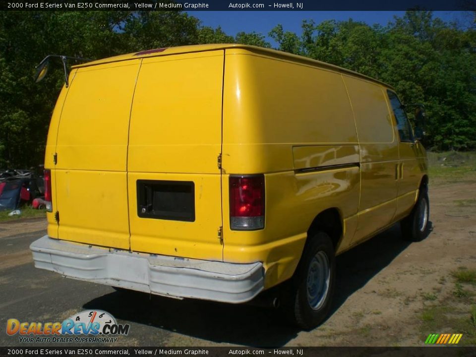 2000 Ford E Series Van E250 Commercial Yellow / Medium Graphite Photo #7