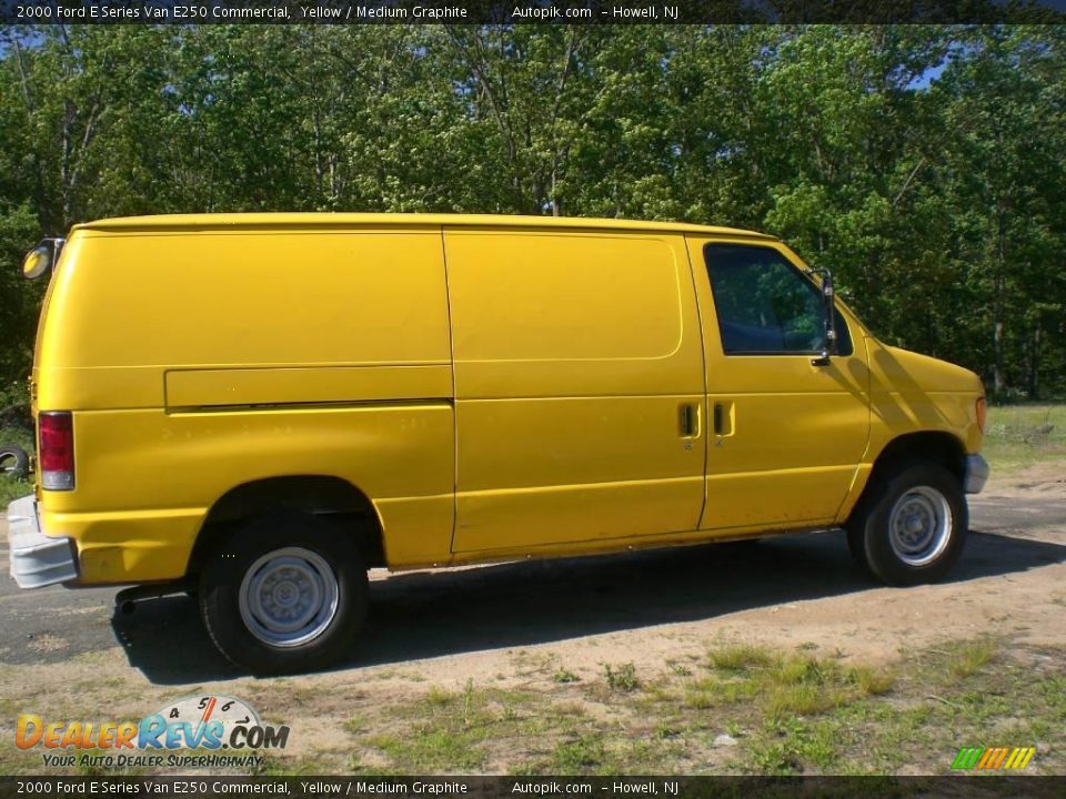2000 Ford E Series Van E250 Commercial Yellow / Medium Graphite Photo #8