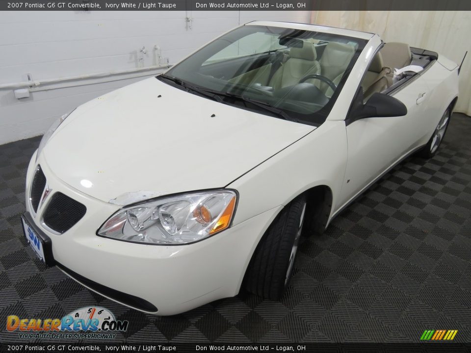 2007 Pontiac G6 GT Convertible Ivory White / Light Taupe Photo #17