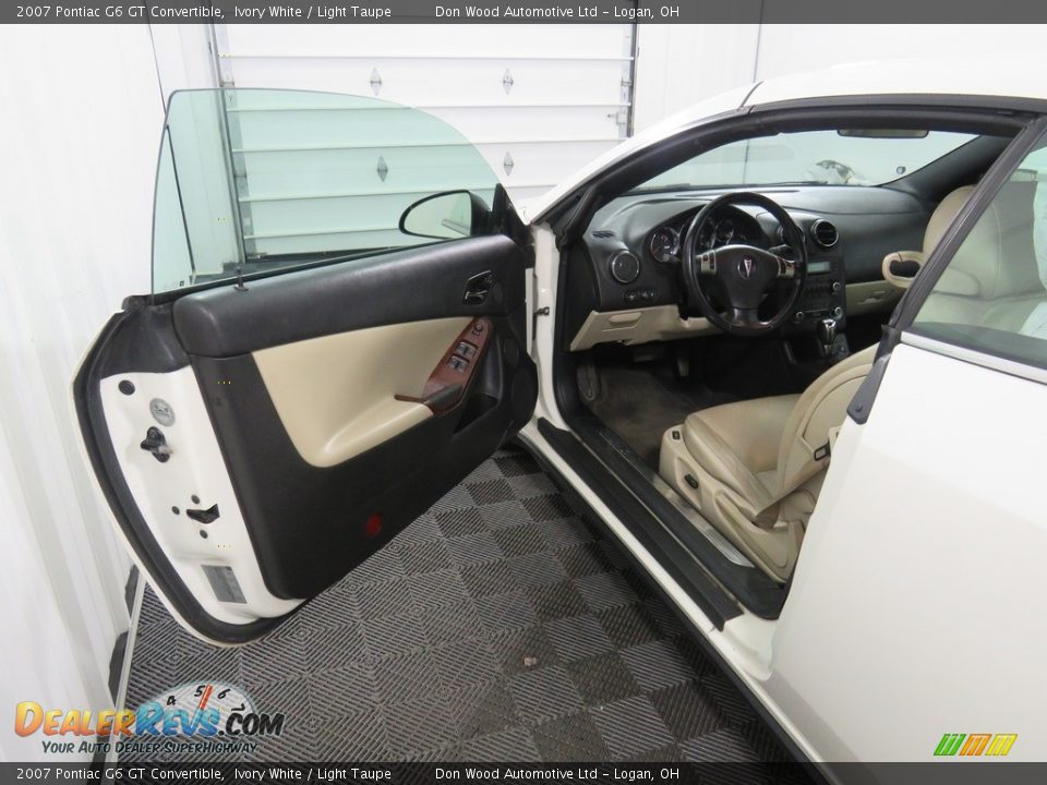 2007 Pontiac G6 GT Convertible Ivory White / Light Taupe Photo #23