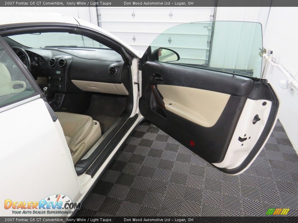 2007 Pontiac G6 GT Convertible Ivory White / Light Taupe Photo #27