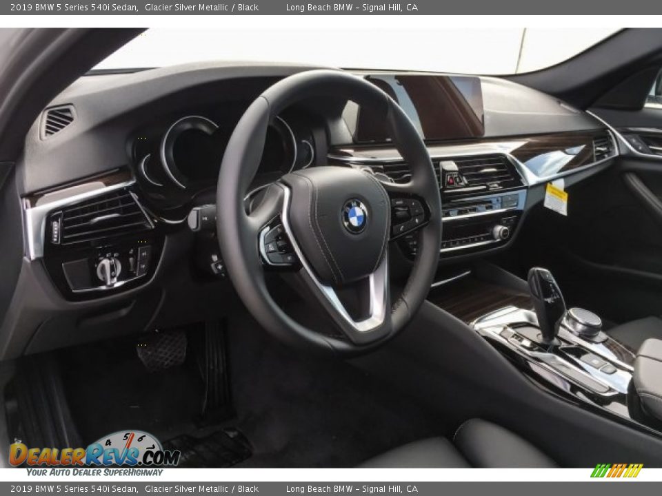 2019 BMW 5 Series 540i Sedan Glacier Silver Metallic / Black Photo #4