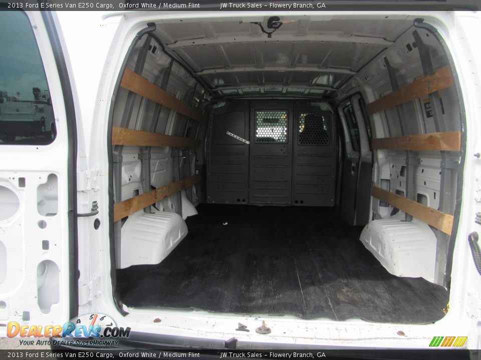 2013 Ford E Series Van E250 Cargo Oxford White / Medium Flint Photo #11