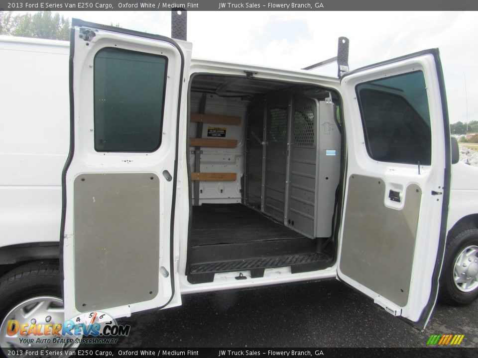 2013 Ford E Series Van E250 Cargo Oxford White / Medium Flint Photo #14