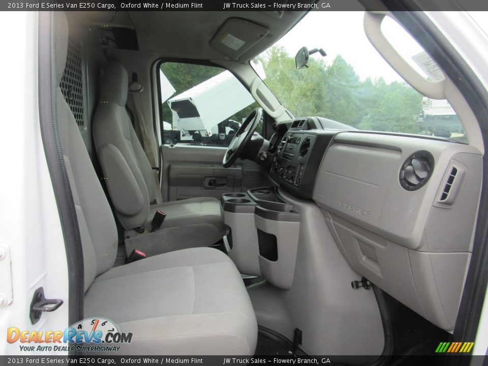2013 Ford E Series Van E250 Cargo Oxford White / Medium Flint Photo #20