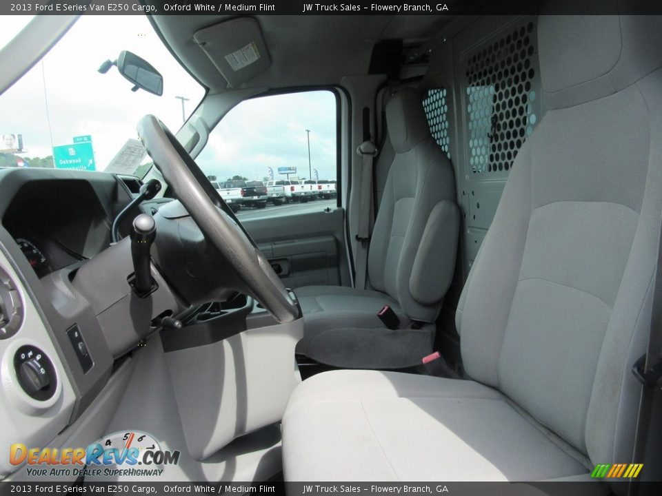2013 Ford E Series Van E250 Cargo Oxford White / Medium Flint Photo #24