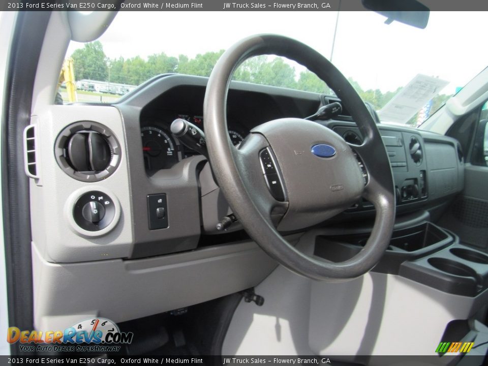 2013 Ford E Series Van E250 Cargo Oxford White / Medium Flint Photo #26
