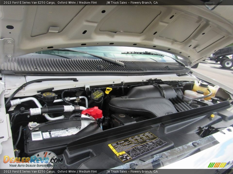 2013 Ford E Series Van E250 Cargo Oxford White / Medium Flint Photo #34