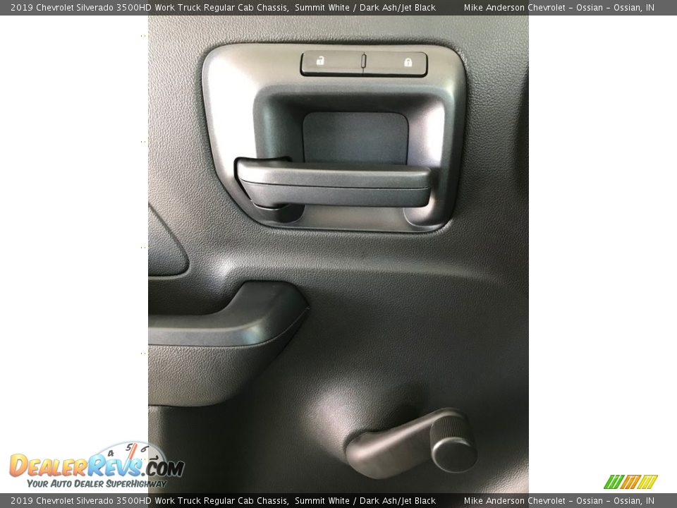 Controls of 2019 Chevrolet Silverado 3500HD Work Truck Regular Cab Chassis Photo #13