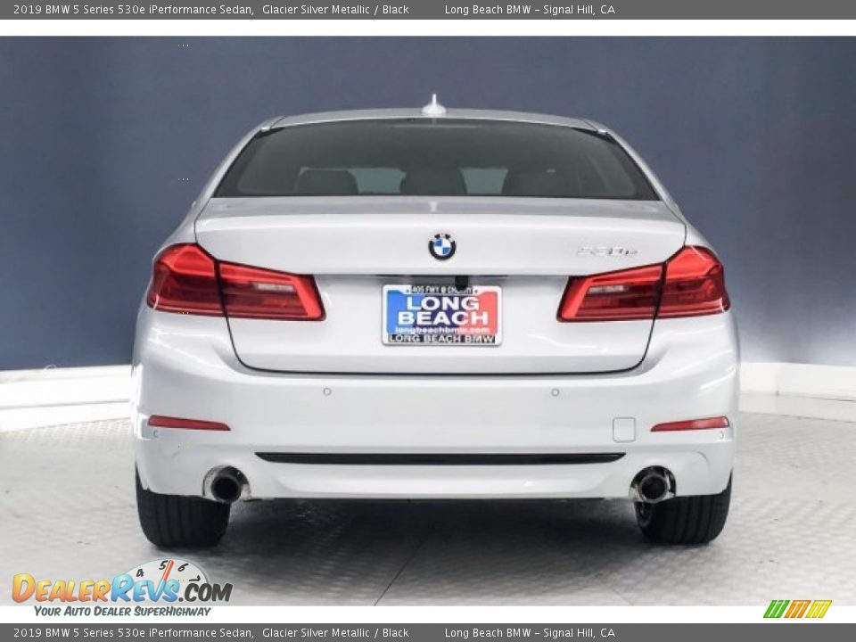 2019 BMW 5 Series 530e iPerformance Sedan Glacier Silver Metallic / Black Photo #3