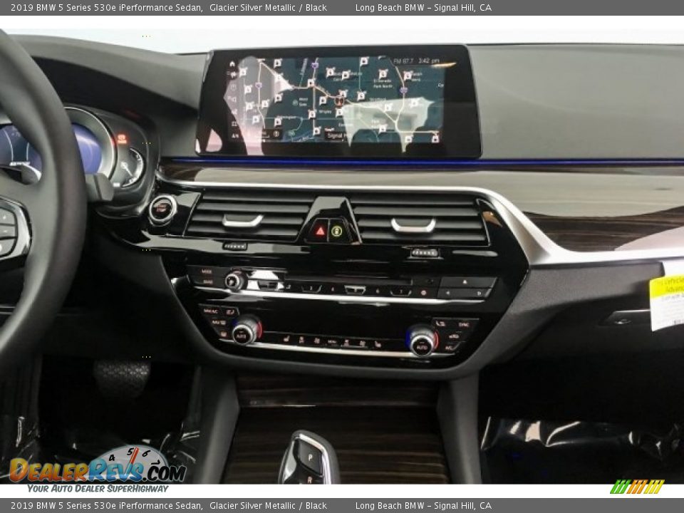 2019 BMW 5 Series 530e iPerformance Sedan Glacier Silver Metallic / Black Photo #6