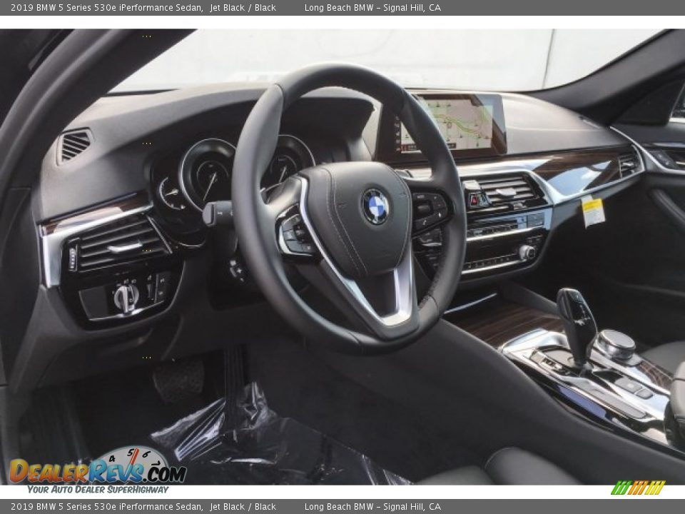 2019 BMW 5 Series 530e iPerformance Sedan Jet Black / Black Photo #4