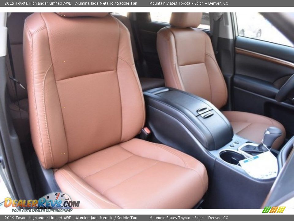 Front Seat of 2019 Toyota Highlander Limited AWD Photo #13