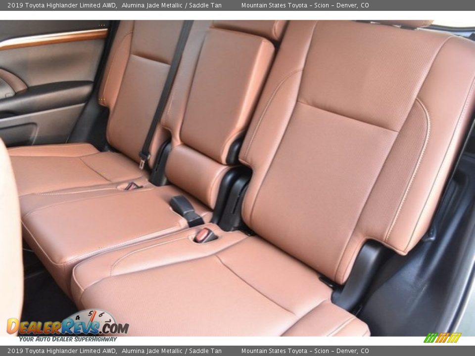 Rear Seat of 2019 Toyota Highlander Limited AWD Photo #16
