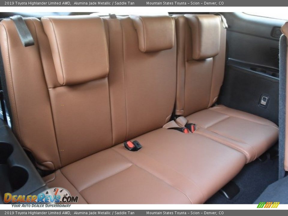 Rear Seat of 2019 Toyota Highlander Limited AWD Photo #21