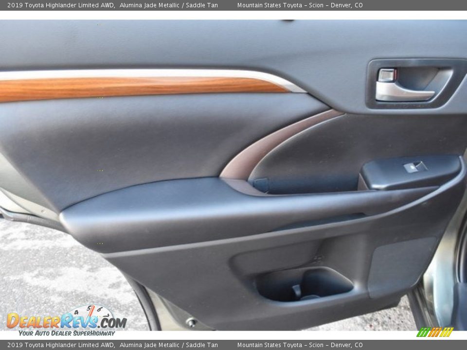 Door Panel of 2019 Toyota Highlander Limited AWD Photo #24