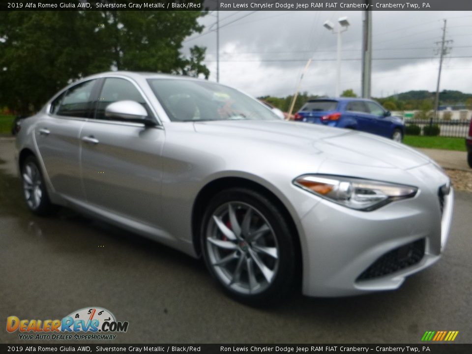 2019 Alfa Romeo Giulia AWD Silverstone Gray Metallic / Black/Red Photo #11