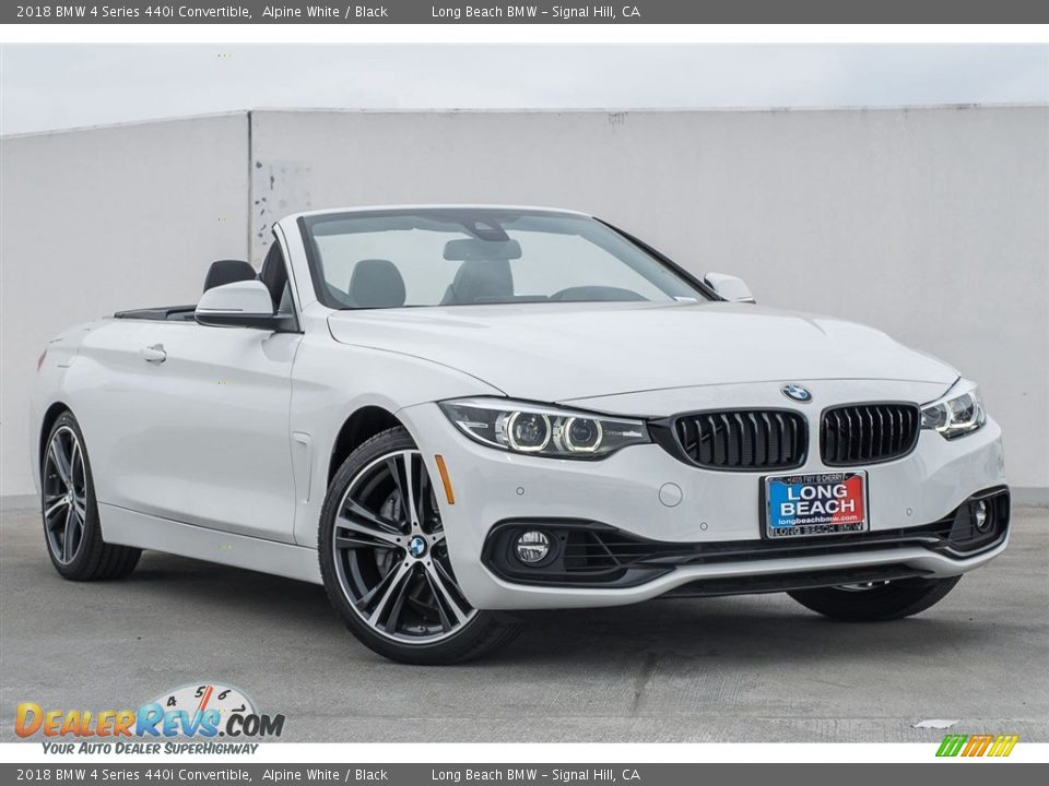 Front 3/4 View of 2018 BMW 4 Series 440i Convertible Photo #12