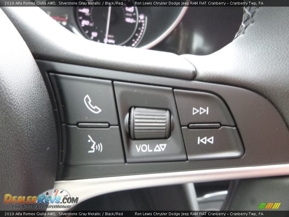 2019 Alfa Romeo Giulia AWD Steering Wheel Photo #24