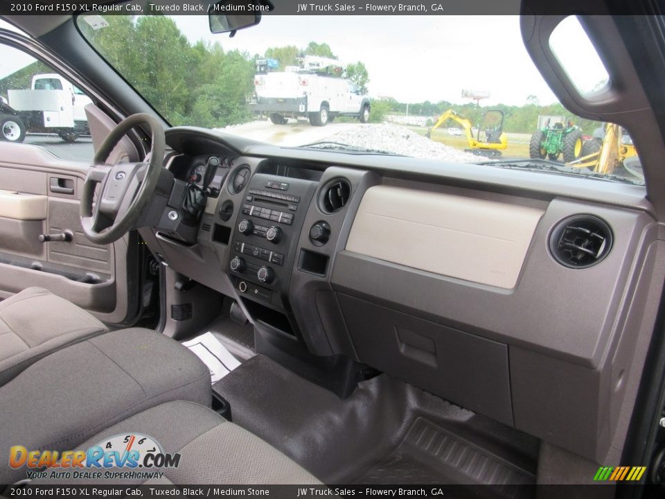 2010 Ford F150 XL Regular Cab Tuxedo Black / Medium Stone Photo #21