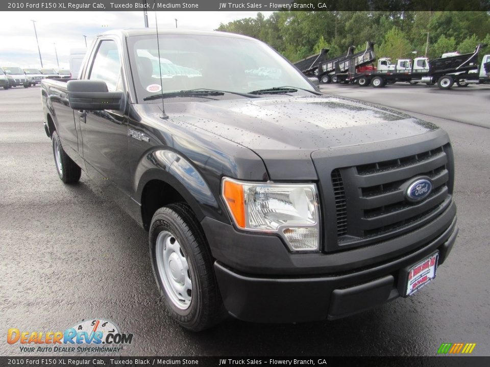 2010 Ford F150 XL Regular Cab Tuxedo Black / Medium Stone Photo #36