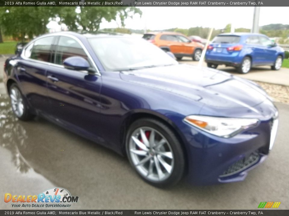 2019 Alfa Romeo Giulia AWD Montecarlo Blue Metallic / Black/Red Photo #11