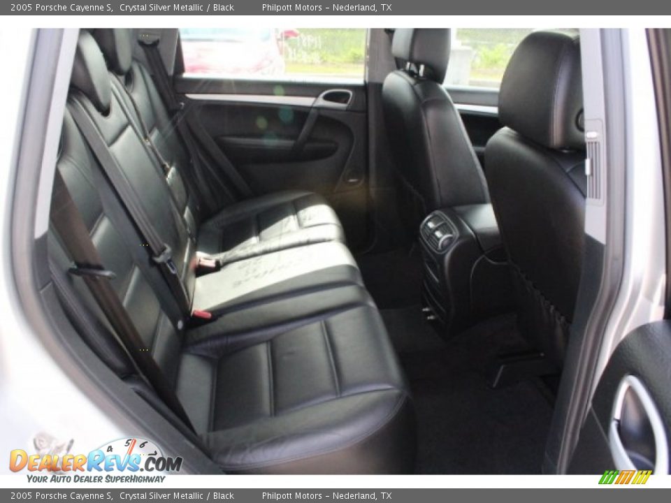 2005 Porsche Cayenne S Crystal Silver Metallic / Black Photo #27