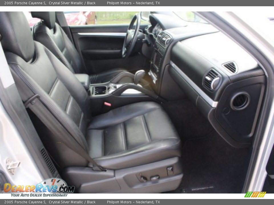 2005 Porsche Cayenne S Crystal Silver Metallic / Black Photo #30