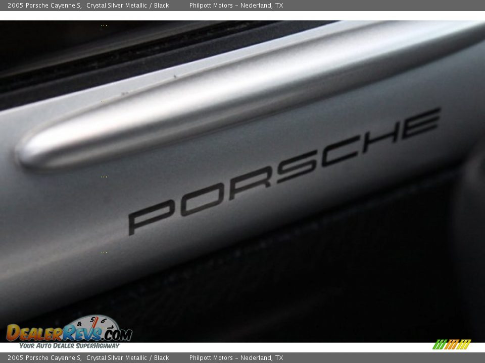 2005 Porsche Cayenne S Crystal Silver Metallic / Black Photo #31