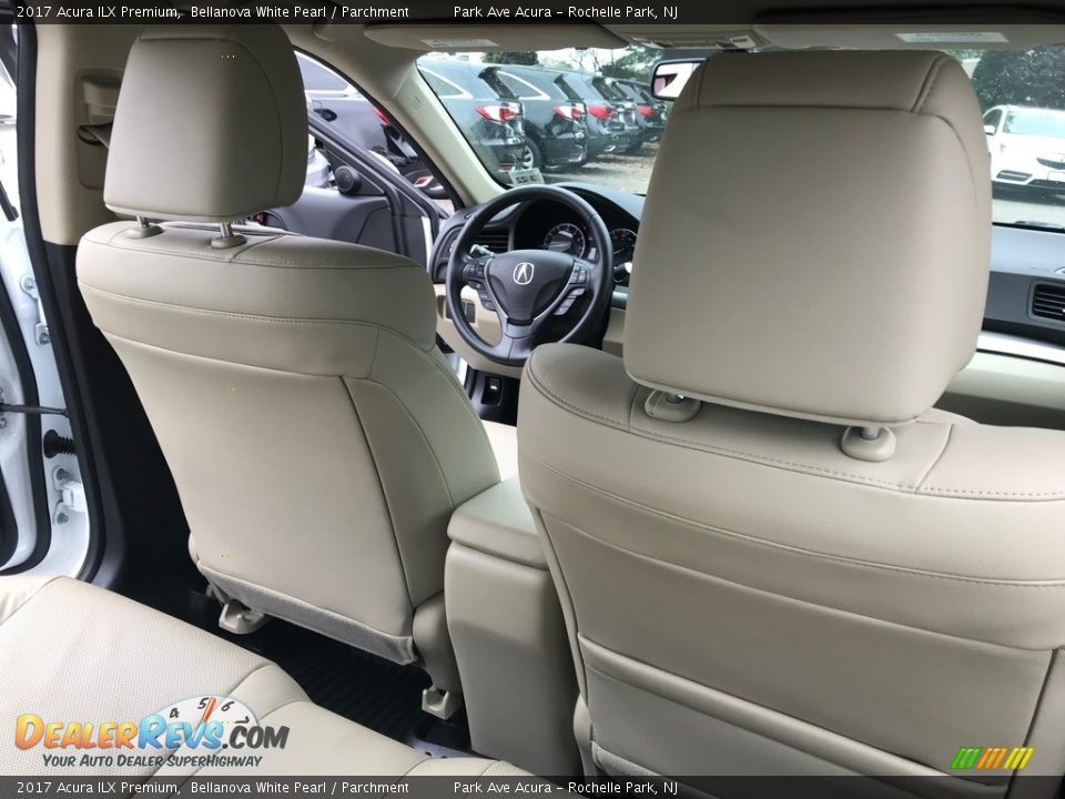 2017 Acura ILX Premium Bellanova White Pearl / Parchment Photo #19