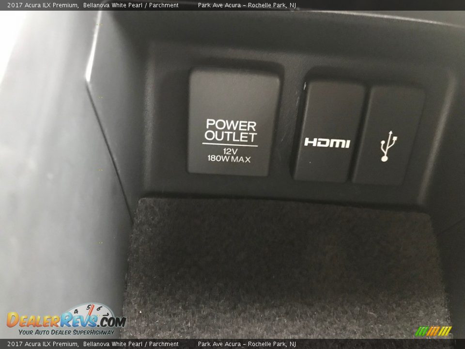 2017 Acura ILX Premium Bellanova White Pearl / Parchment Photo #29