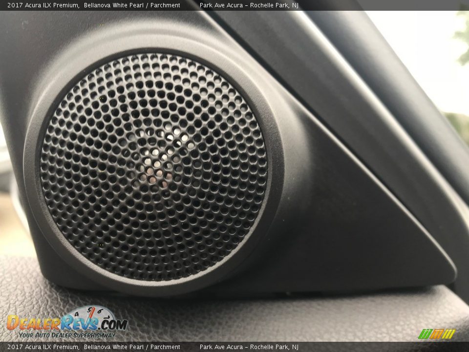 2017 Acura ILX Premium Bellanova White Pearl / Parchment Photo #31
