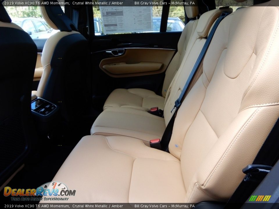 2019 Volvo XC90 T6 AWD Momentum Crystal White Metallic / Amber Photo #8