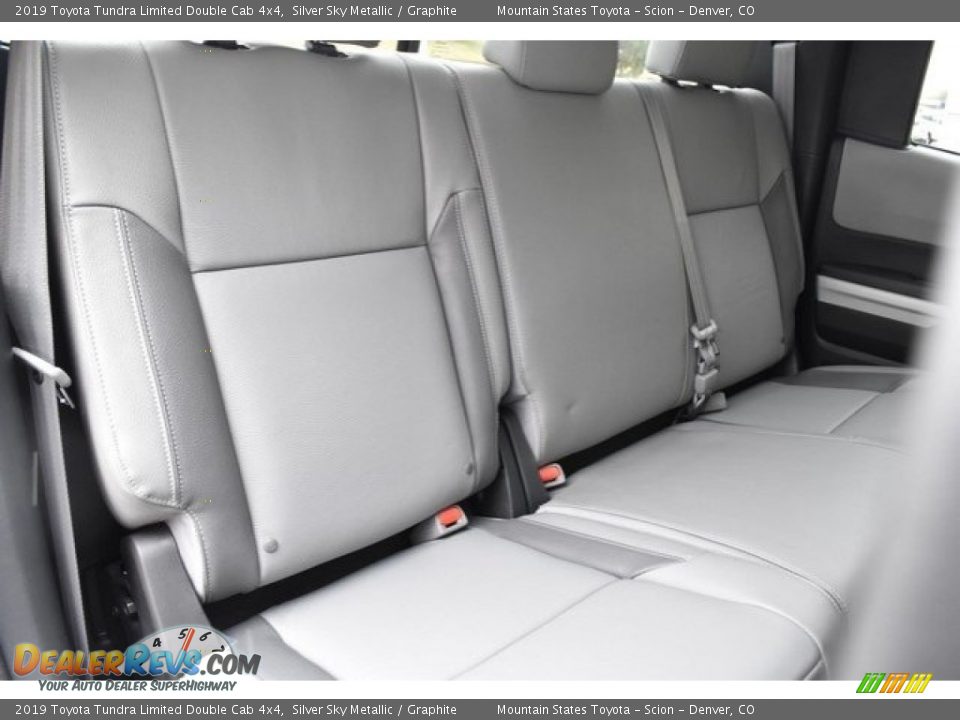 2019 Toyota Tundra Limited Double Cab 4x4 Silver Sky Metallic / Graphite Photo #18