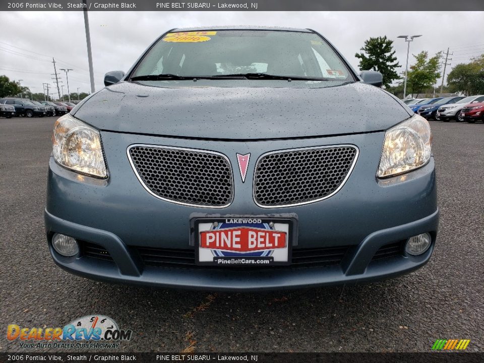 2006 Pontiac Vibe Stealth / Graphite Black Photo #2