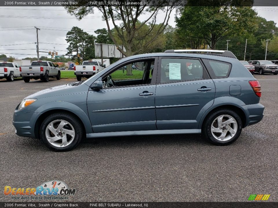 2006 Pontiac Vibe Stealth / Graphite Black Photo #4