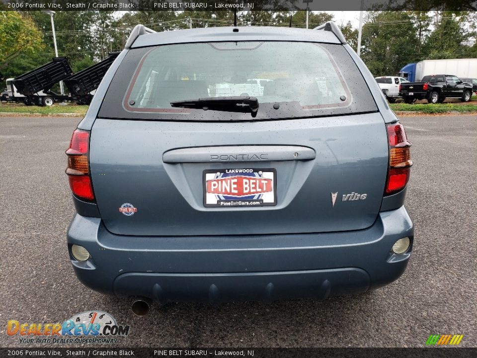 2006 Pontiac Vibe Stealth / Graphite Black Photo #6