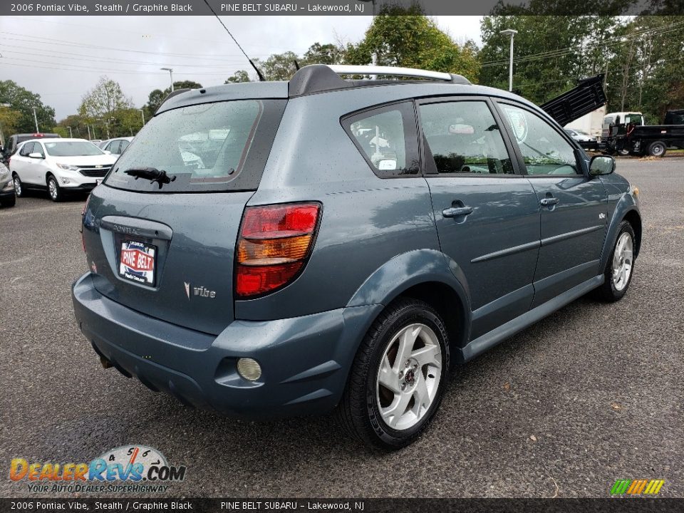2006 Pontiac Vibe Stealth / Graphite Black Photo #7