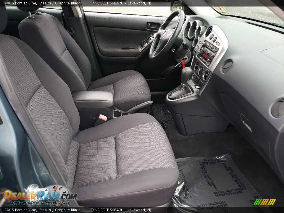 2006 Pontiac Vibe Stealth / Graphite Black Photo #12