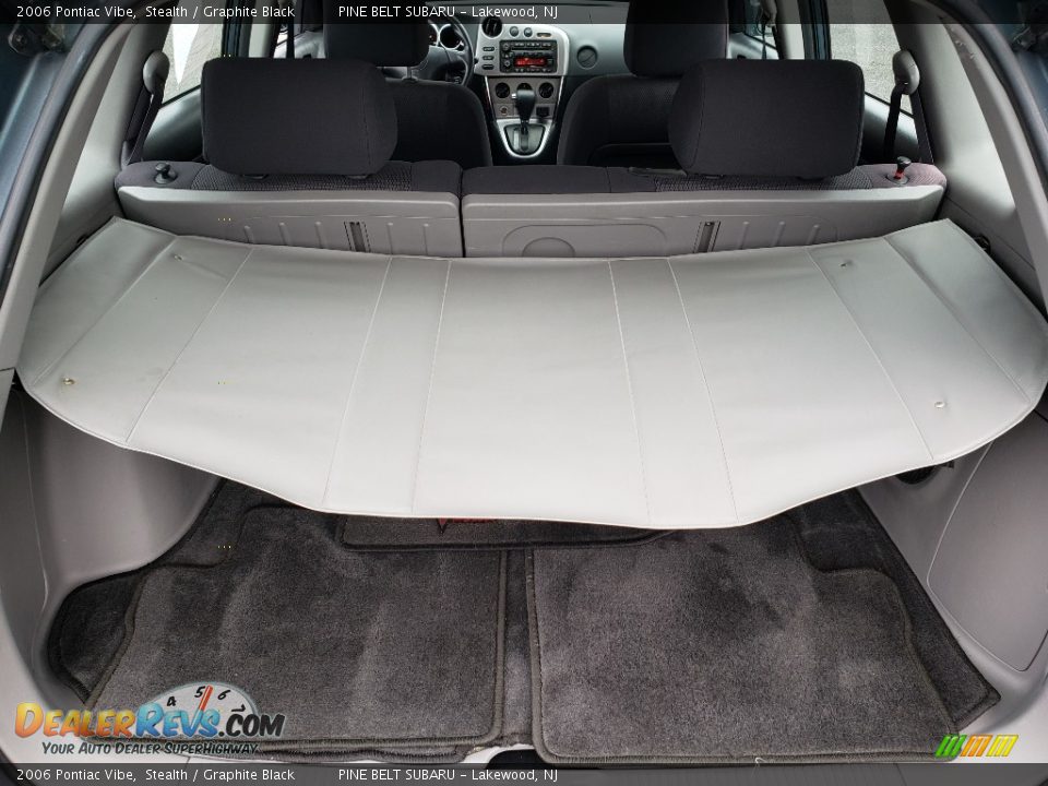 2006 Pontiac Vibe Stealth / Graphite Black Photo #14