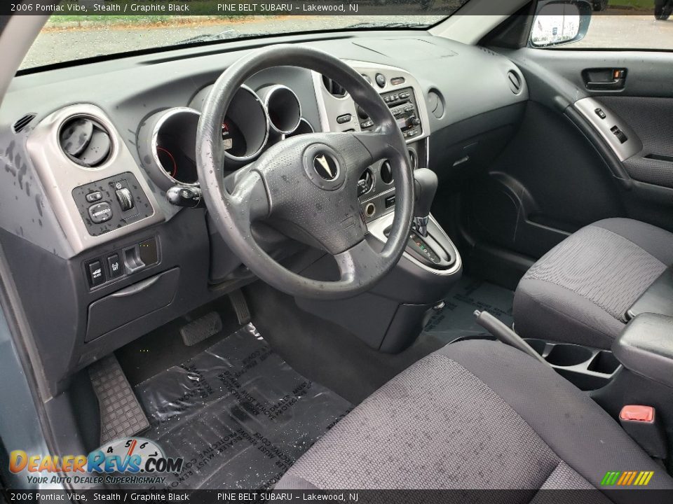2006 Pontiac Vibe Stealth / Graphite Black Photo #21